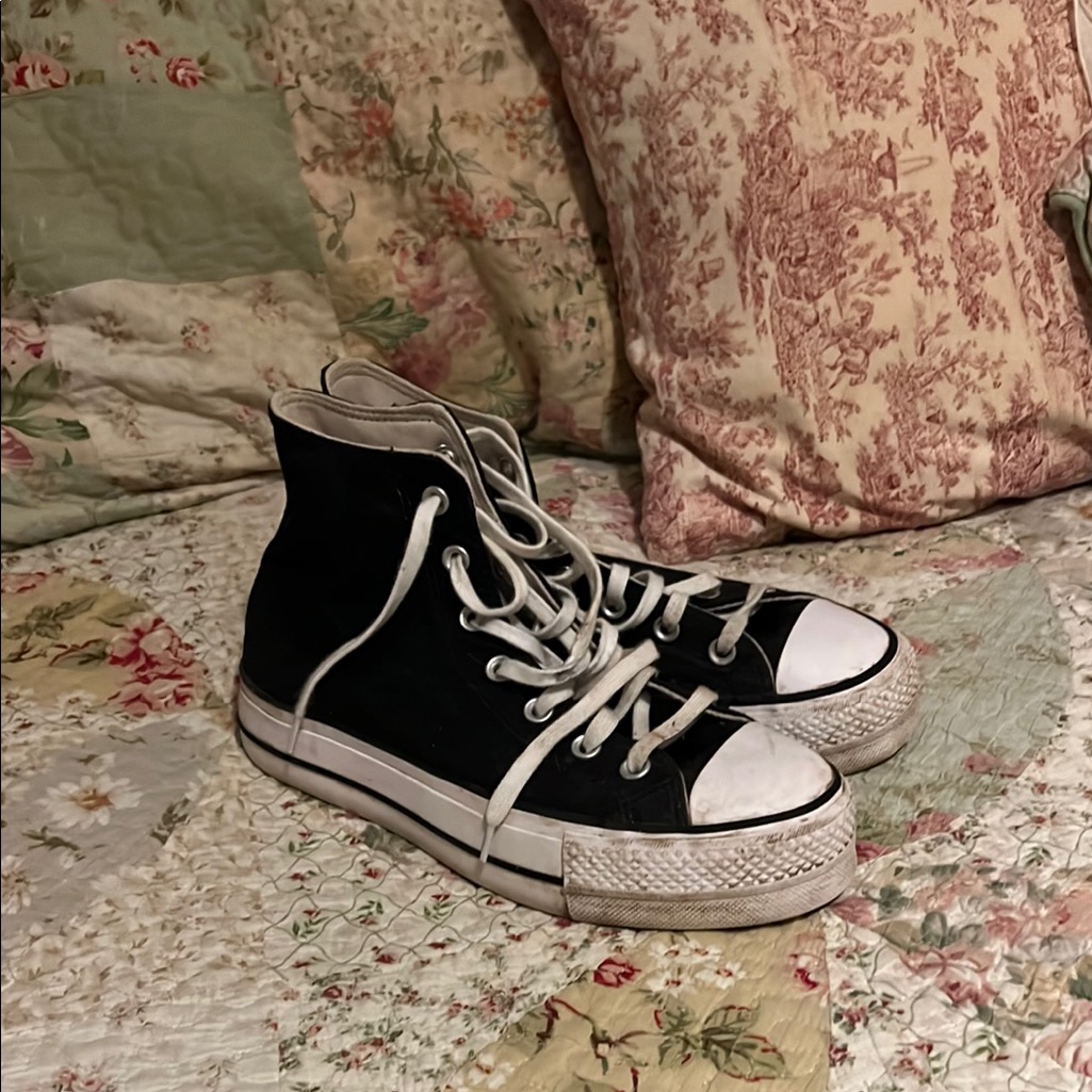 Black High-Top Canvas Sneakers